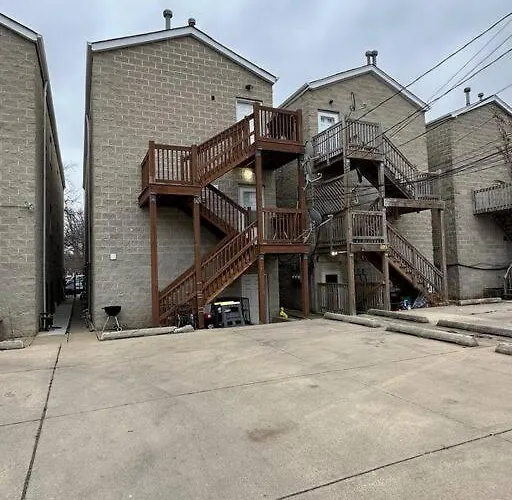 2-bed 2-bath - Close To Uc W/ Free Parking Apartment